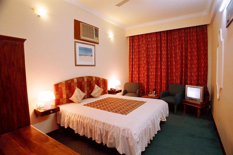 Oyo 9900 Hotel Pioneer Plaza جودبور المظهر الخارجي الصورة