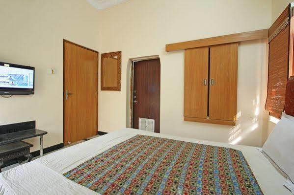 Oyo 9900 Hotel Pioneer Plaza جودبور المظهر الخارجي الصورة