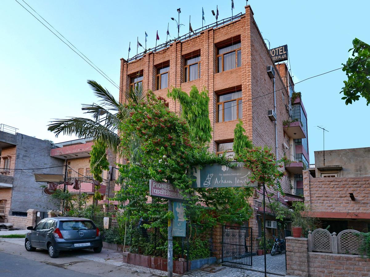 Oyo 9900 Hotel Pioneer Plaza جودبور المظهر الخارجي الصورة
