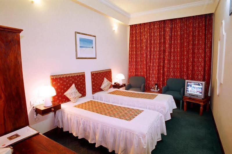 Oyo 9900 Hotel Pioneer Plaza جودبور المظهر الخارجي الصورة