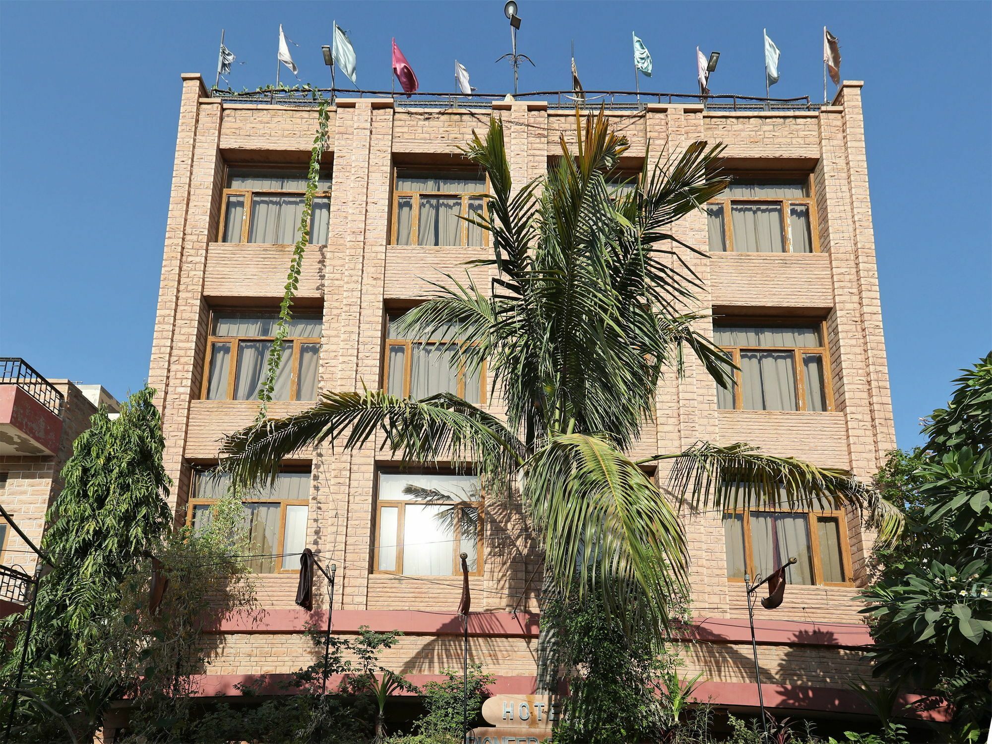 Oyo 9900 Hotel Pioneer Plaza جودبور المظهر الخارجي الصورة